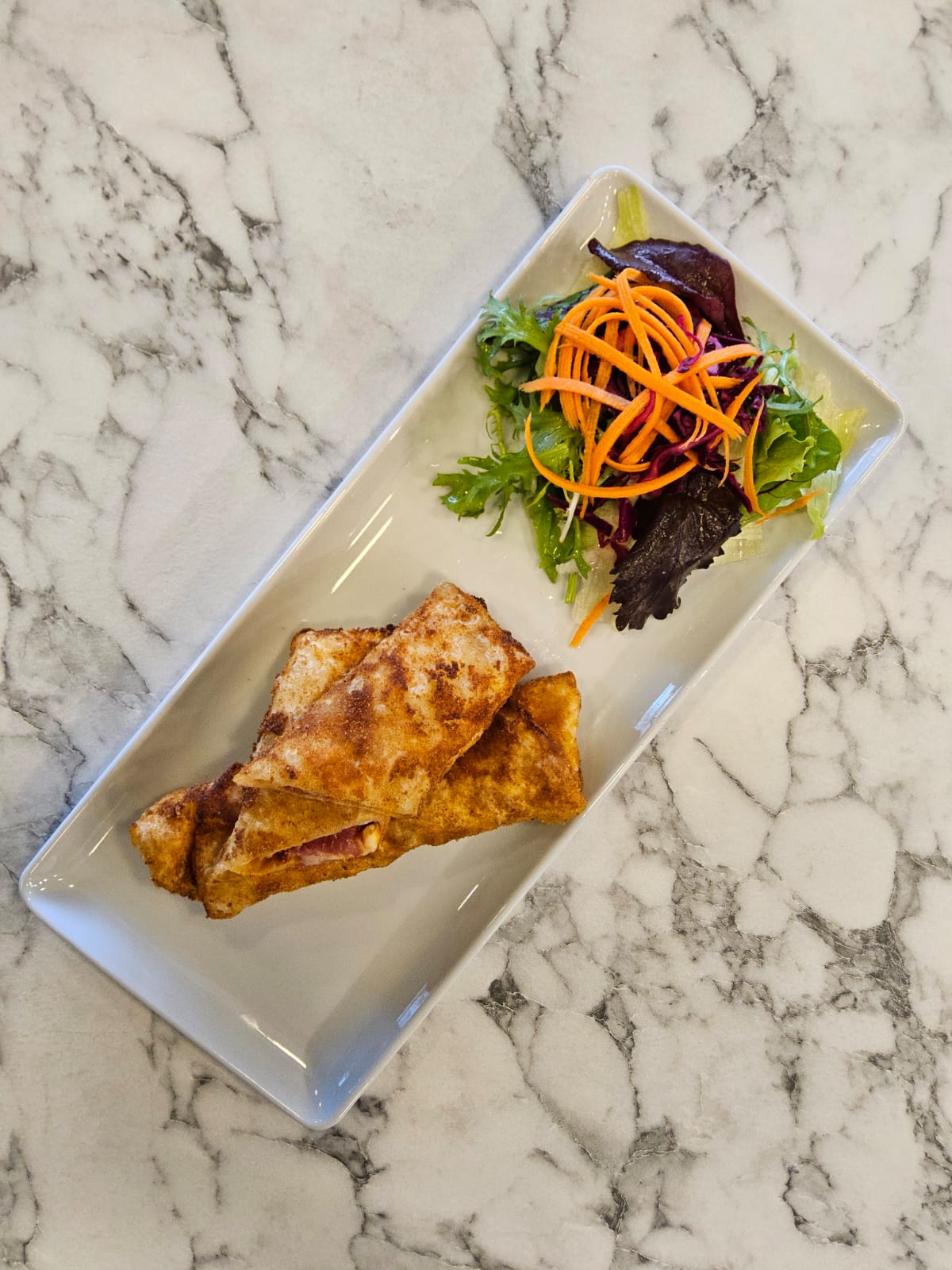 Paçanga böreği 2 adet